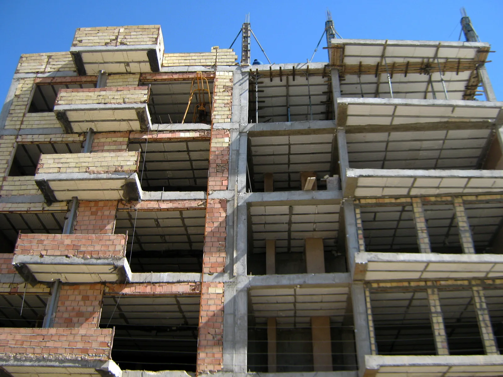 Estructura de un edificio en obra